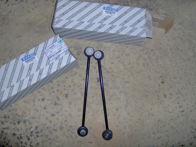 Stilo HOW TO CHANGE YOUR DROP LINKS (OR ANTI ROLL BAR LINKS) IN