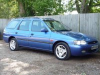 ford-escort-2000-amparo-blue-metallic-estate-finesse-2980b0a112d37a869b81fc1686d3ca3c-m2.jpg