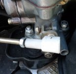 Throttle screw 1.jpg