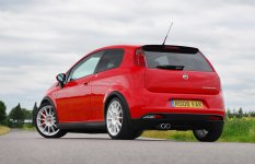 Grande-Punto-Abarth-27.jpg