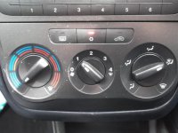 fiat-grande-punto-hatchback-1-2-dynamic-5dr-450c6136ab5038082cb172a3525024e4-640x480.jpg