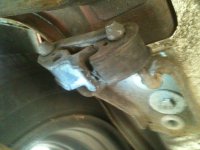 rear exhaust rubber mounting replacement  (1).JPG