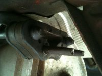 rear exhaust rubber mounting replacement  (17).JPG