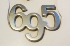Badge 695.jpg