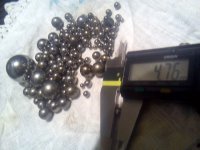 08_Balls_from_standard_bearings_(6xxx_series).jpg