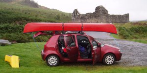 Punto and canoe Loch Doon 2007 (2).jpg
