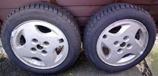 Alloys_with_new_winter_tyres.jpg