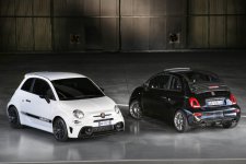 NewAbarth695Competizionee695Turismo(1) (Medium).JPG