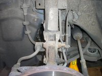 Removing a front strut