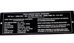 FIAT 124S Vehicle Emissions Plate.jpg