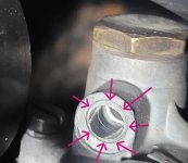 2025-05-03 02 Broken carburettor fuel hose connector.jpg