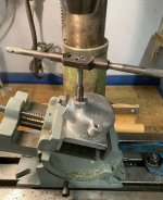 Cutting thread.jpg