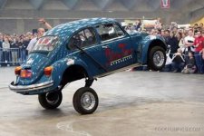 Car_With_Two_Wheel.jpg