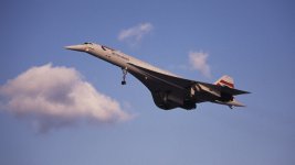 031124Heathrow-Concorde-1366x768.jpg