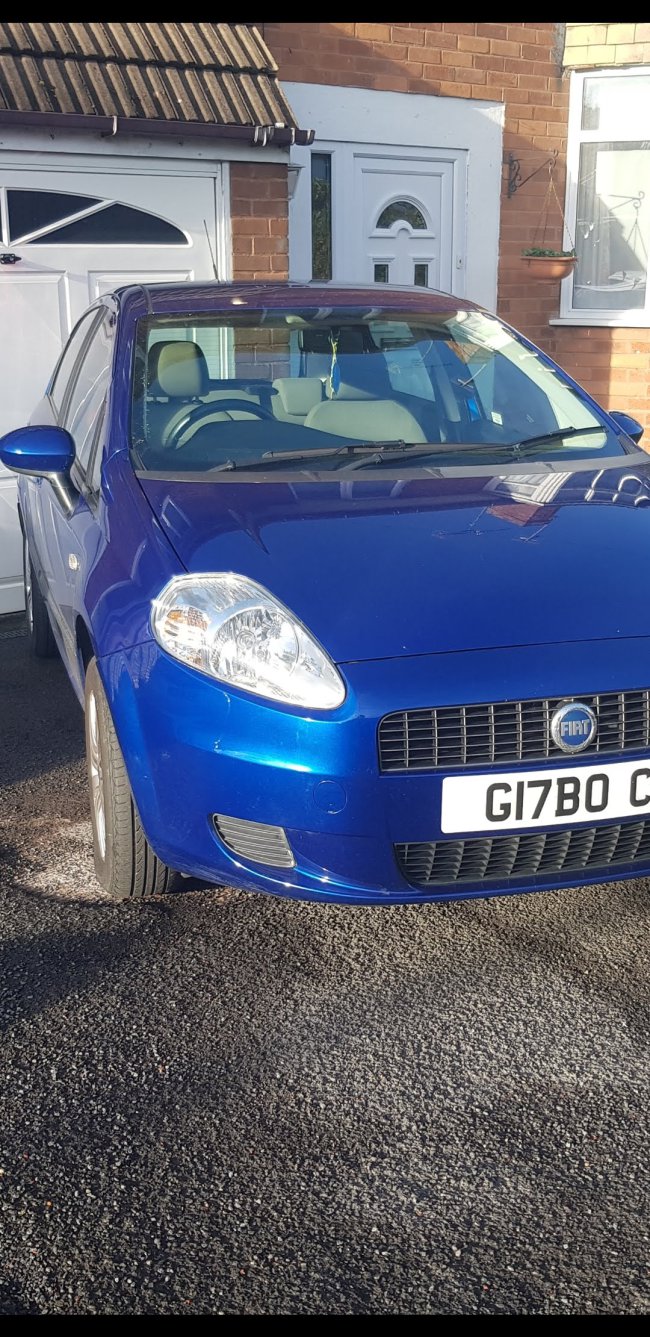 FIAT PUNTO 1.2 CLASSIC – CM CAR