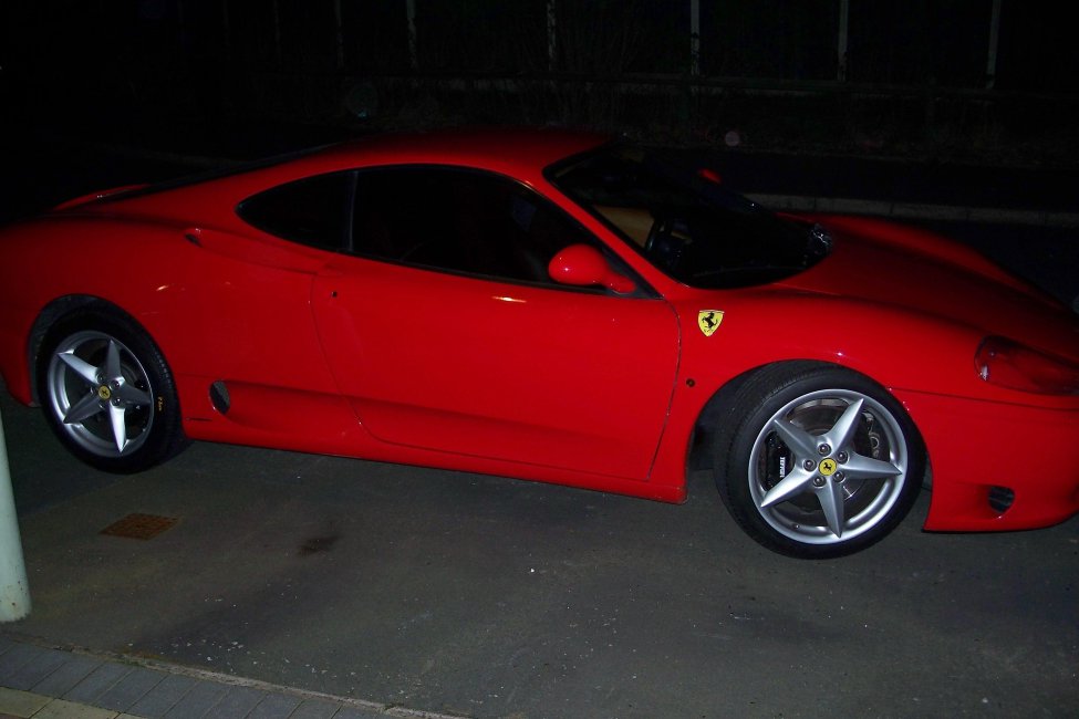 Tims Ferrari 360 Modena.jpg