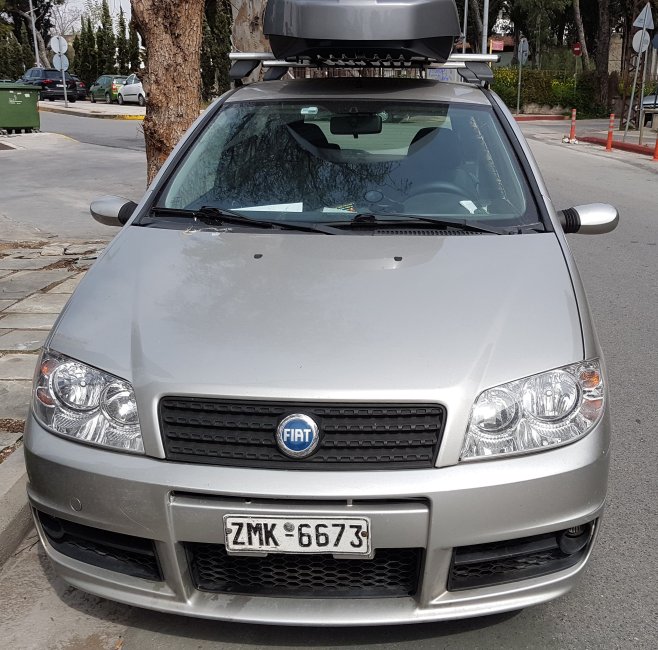 FIAT PUNTO SPORTING 1.4 2003.jpg
