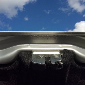 Corrosion in 2009 Panda Multijet tailgate