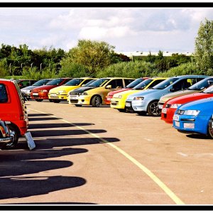 Gaydon 2006 - Nice line up of fiats!