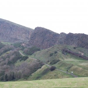 hollyrood_crags