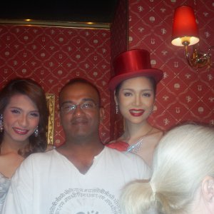 bangkok ladyboy show.....