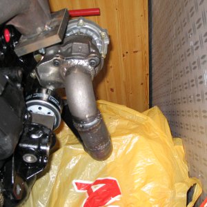 Engine With Turbo Elbow 2