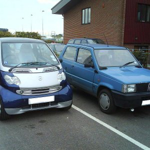 The 750L and friends in the carpark