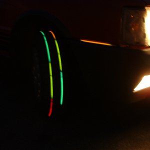 In tyre neons