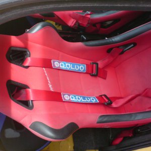 SPARCO HARNESSES AND COBRA BUCKETS