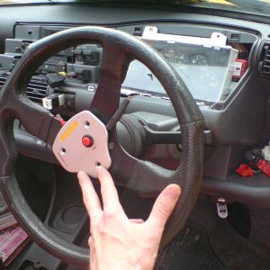 MON STEERING WHEEL