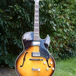 Tokai FA70 front