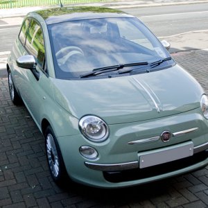 Ye Ye Green Fiat 500