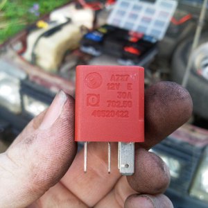 Minature relay