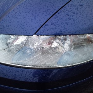 Near side Stilo headlamp condensation