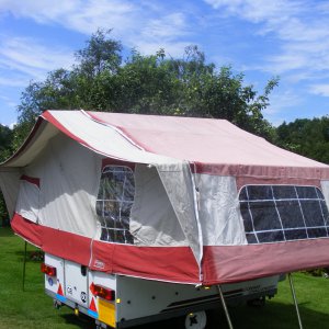 Folding camper