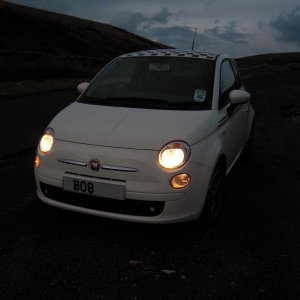 Fiat 500 headlamps and DRLs