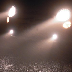 Fiat 500 lights in the cold, rain and fog