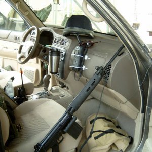 What every car should have, an assault rifle!!