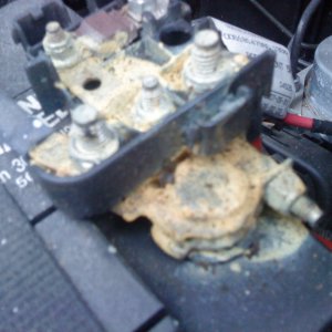 Battery gunk