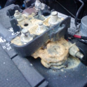 Battery gunk