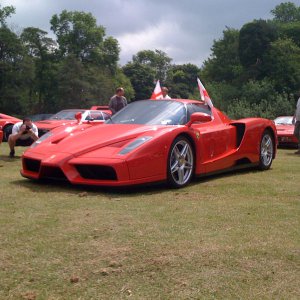 Ferrari_Enzo_front