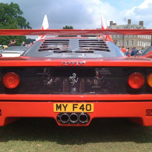 Ferrari_F40_Rear