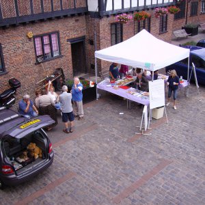 Tea_and_bun_tent_on_Sandwich_Guildhall_forecourt