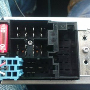 HU Connector in slot