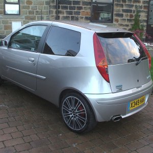 Sheffield fiat punto