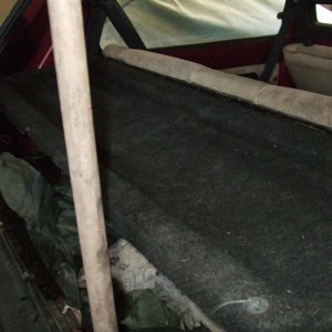 Parcel shelf